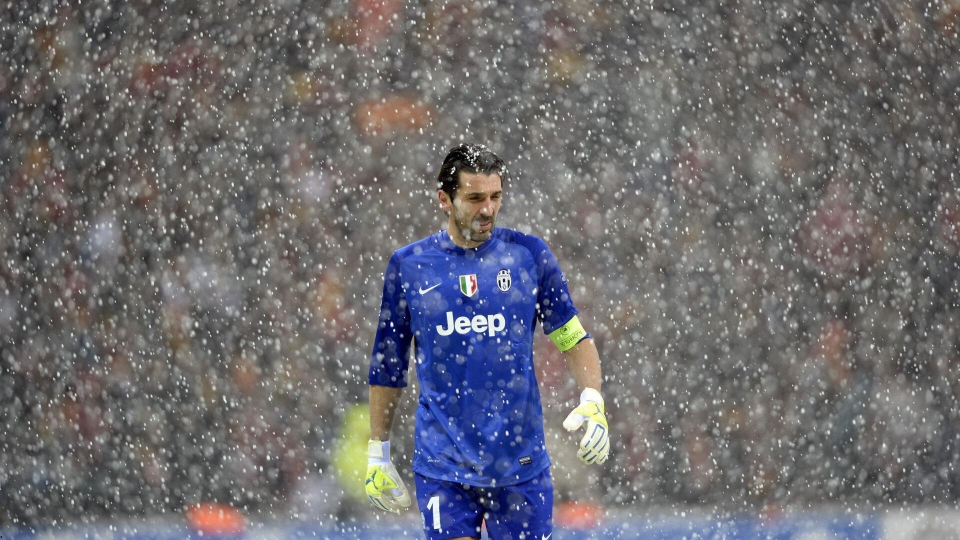 国足新星闪耀英伦路<a href=